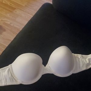 White strapless bra